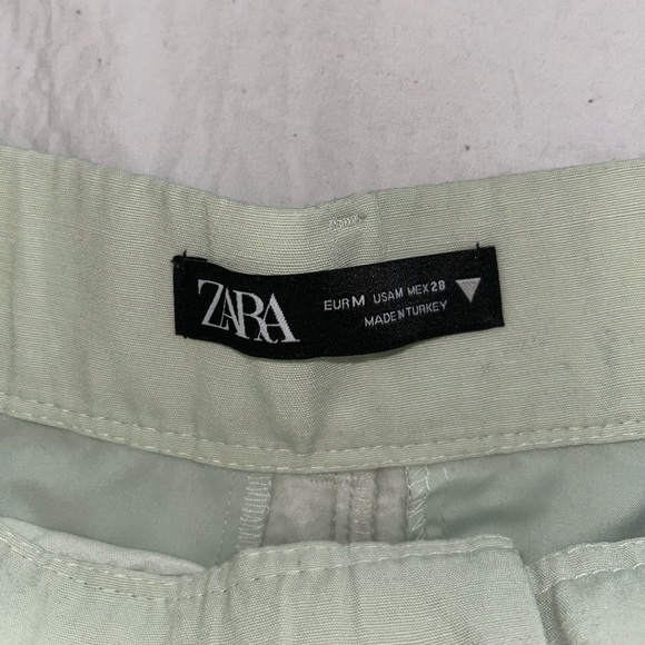 ZARA Light Green Dress Shorts - Picture 4 of 5